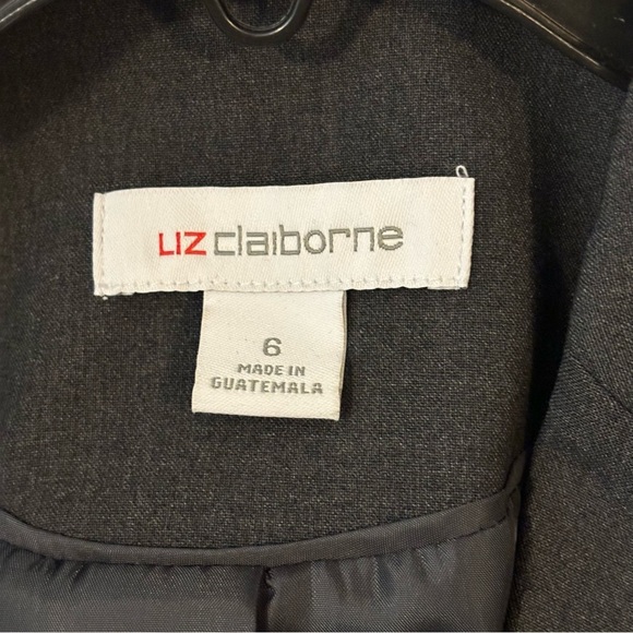 NWT Liz Claiborne Regular Fit Charcoal Grey Blazer, Size 6 - Picture 12 of 15